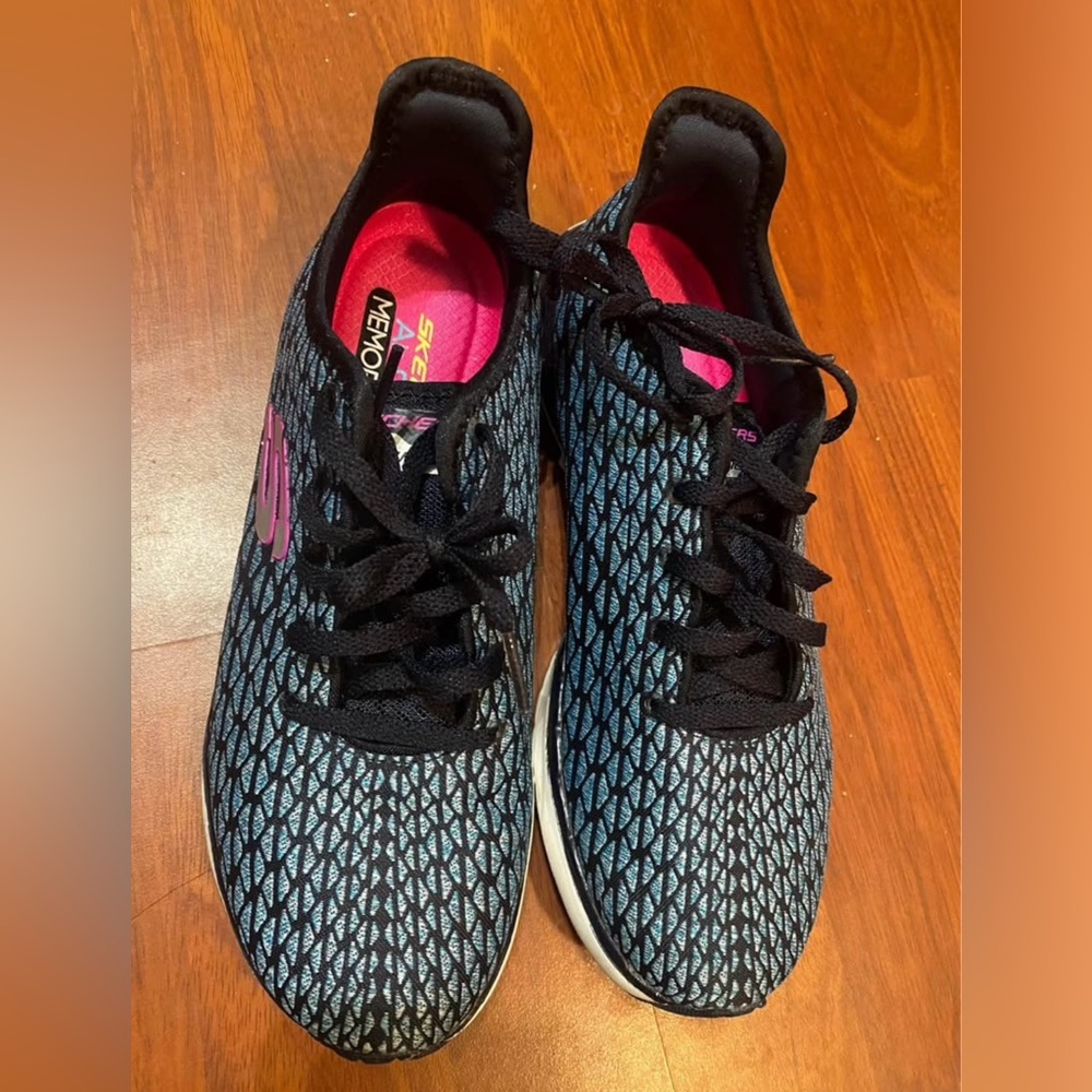 Skechers Memory Foam Women